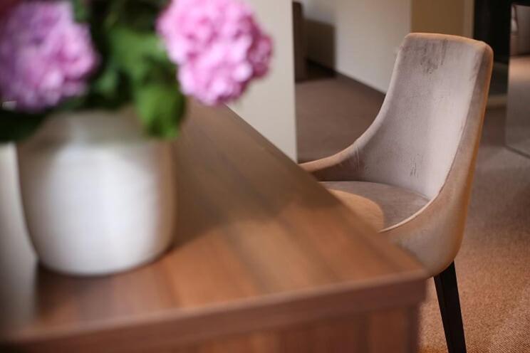 أوميس Central Luxury Rooms المظهر الخارجي الصورة